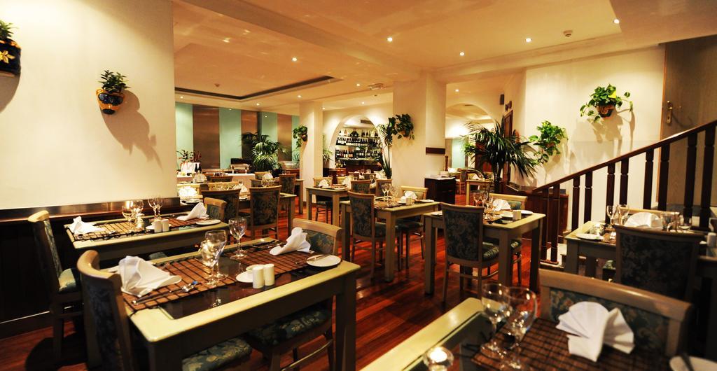 Fortina Spa Resort Sliema Exterior foto The restaurant