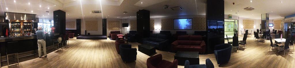 Fortina Spa Resort Sliema Exterior foto The lounge at the airport