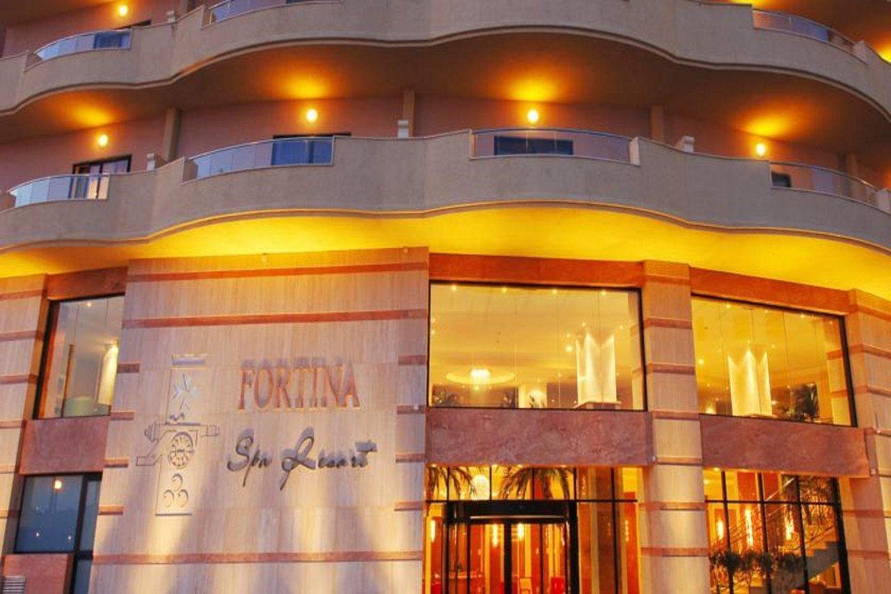 Fortina Spa Resort Sliema Exterior foto The hotel's entrance