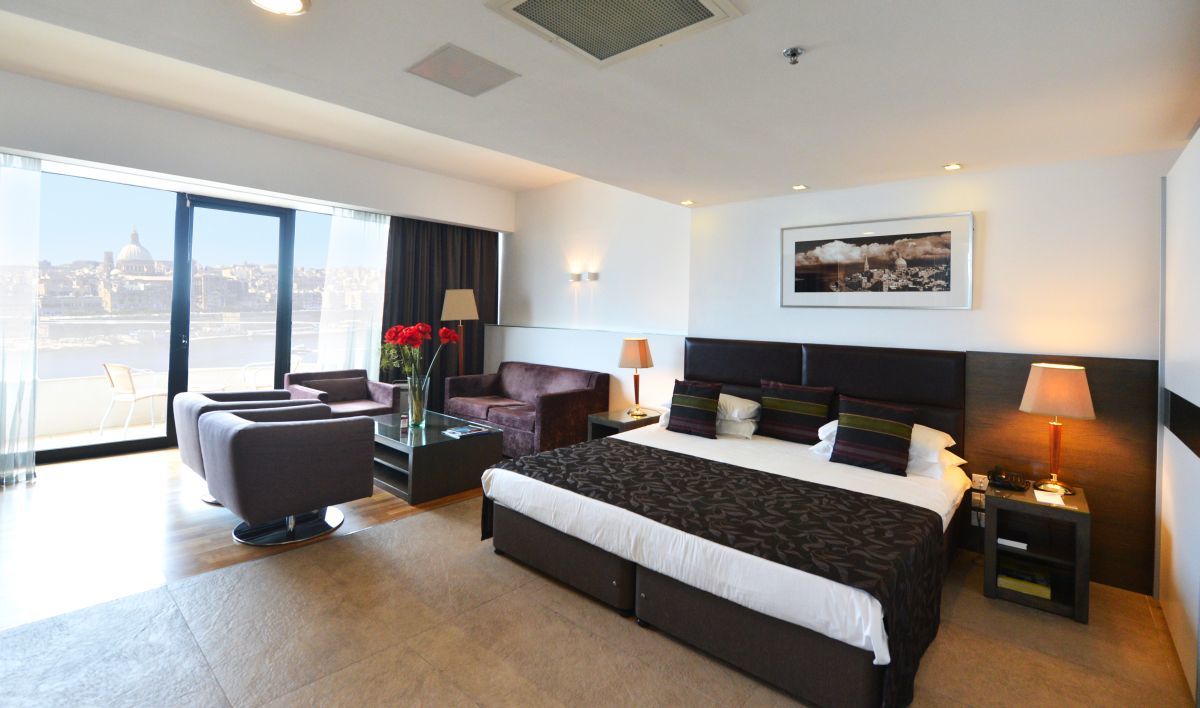 Fortina Spa Resort Sliema Exterior foto A suite at the hotel