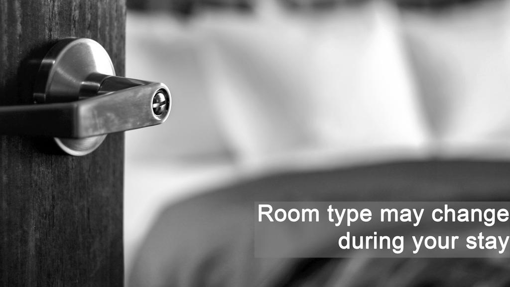 Fortina Spa Resort Sliema Quarto foto A room lock