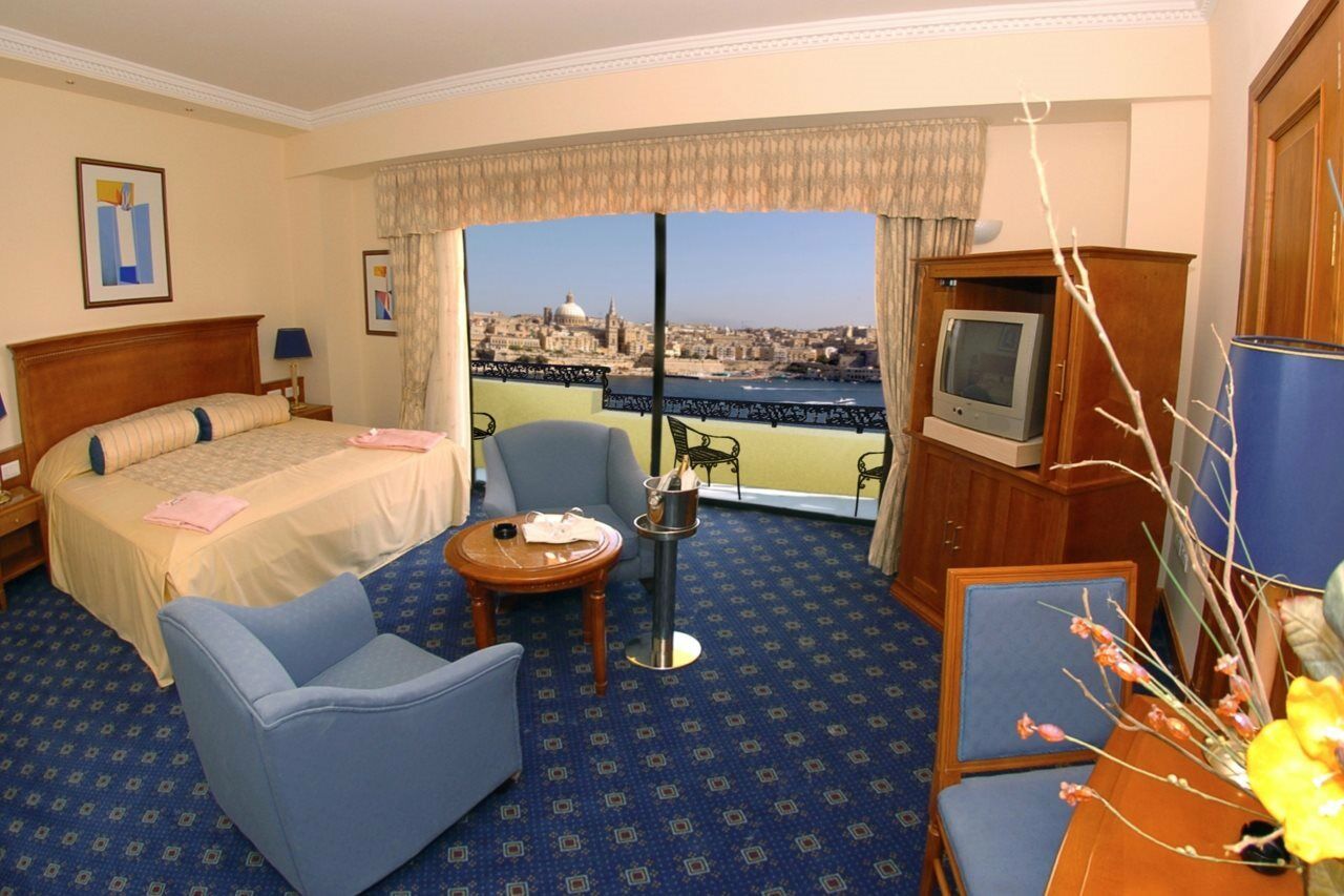 Fortina Spa Resort Sliema Exterior foto A room at the Phoenicia